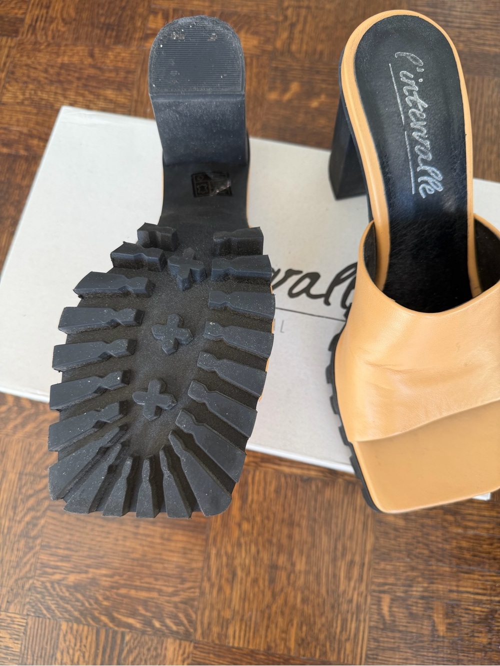 L'INTERVALLE Tan Square-Toe Block Heel Mules - Picture 3 of 5